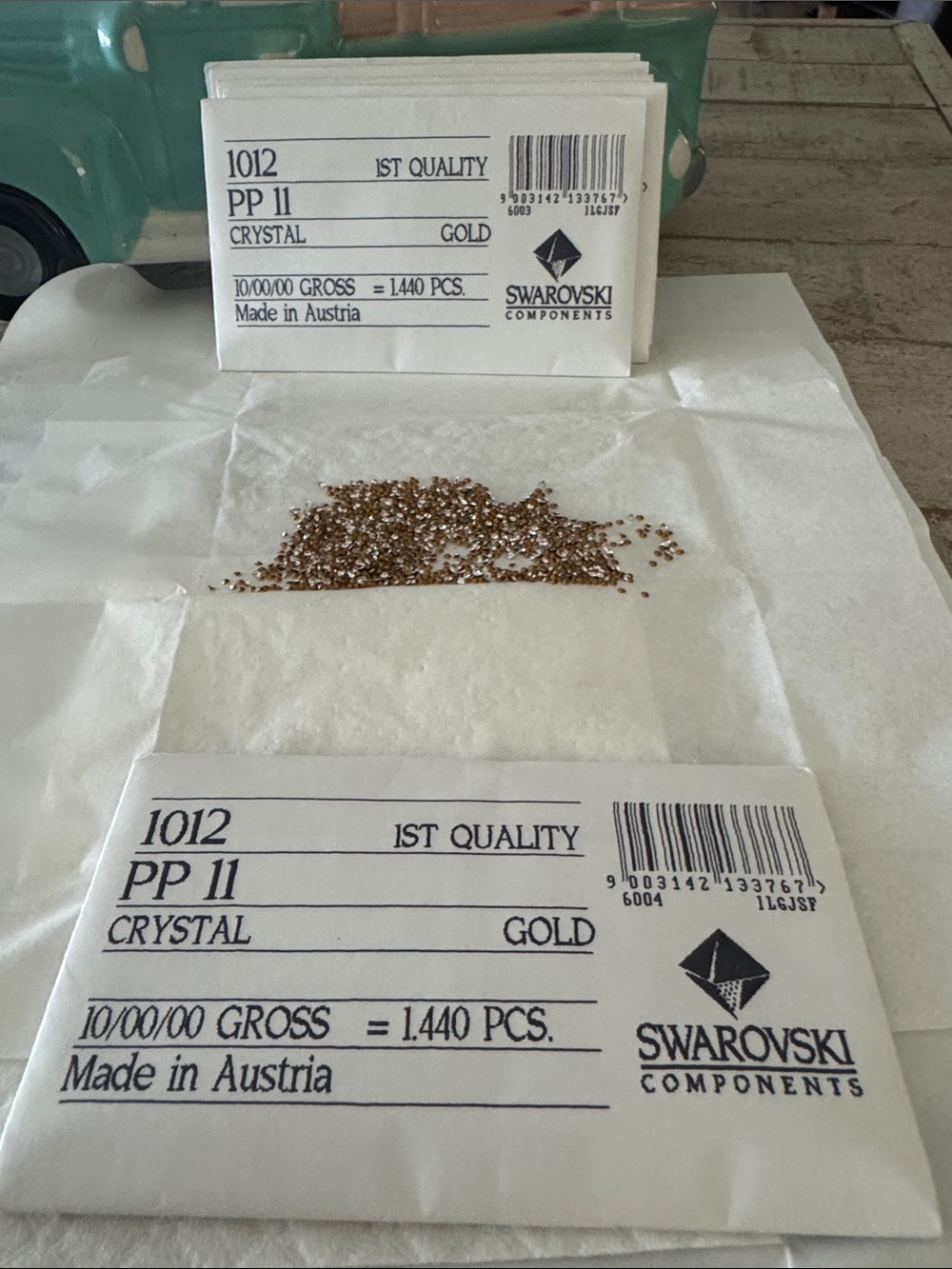 Swarovski Crystal Rhinestones Gold PP11 Loose Embellishments